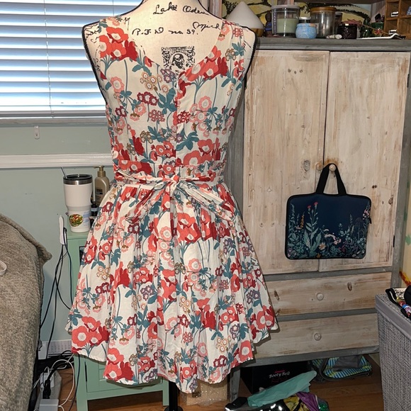 VINTAGE floral swing dress - Picture 2 of 5